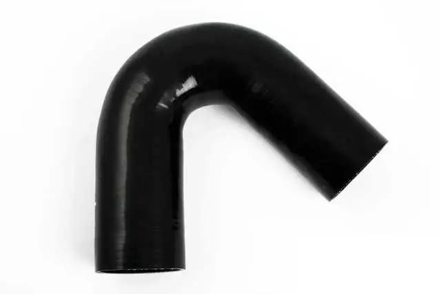 Silikonslang Svart 135 grader 0,25‘‘ (6,5mm) Endast denna vecka