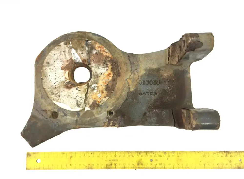 Kundfavorit 6797071 Hållare för luftfjäderbälg, framaxel, höger VOLVO 6899364 FL, FL6, FL7, FL10, FL12, FS718 (1985-2005)