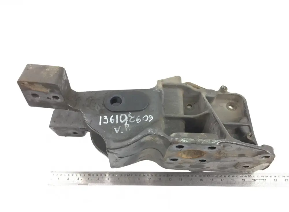 5010574077 Fjäderhållare stödaxel, främre vänster RENAULT TRUCKS Magnum (1990-2014) RENAULT Billig
