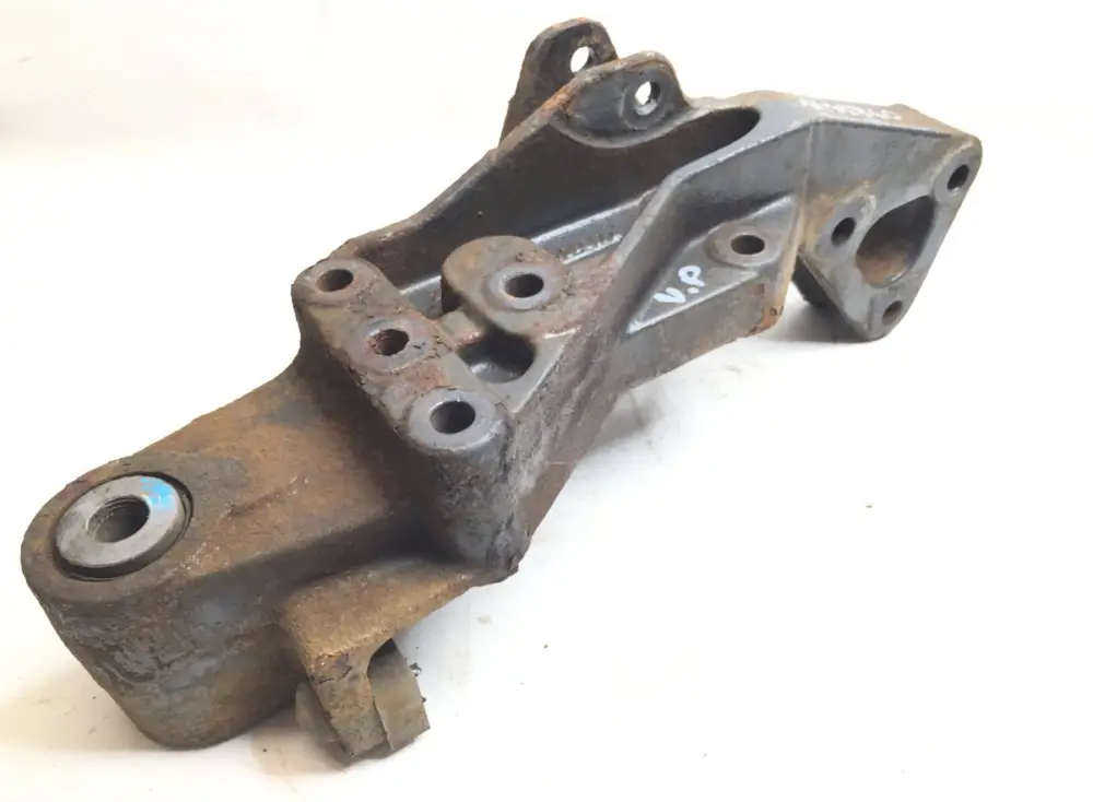 Bästa pris 20467739 Fjäderhållare framaxel, bakre vänster VOLVO 21046172 21321850 FH12, FH16, NH12, FH, VNL780 (1993-2014)