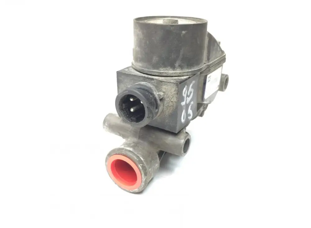Nedsatt pris 20516342 ABS-ventil framaxel, höger ABS Valve, Front Axle KNORR LH=RH VOLVO,MERCEDES,RENAULT,SCANIA