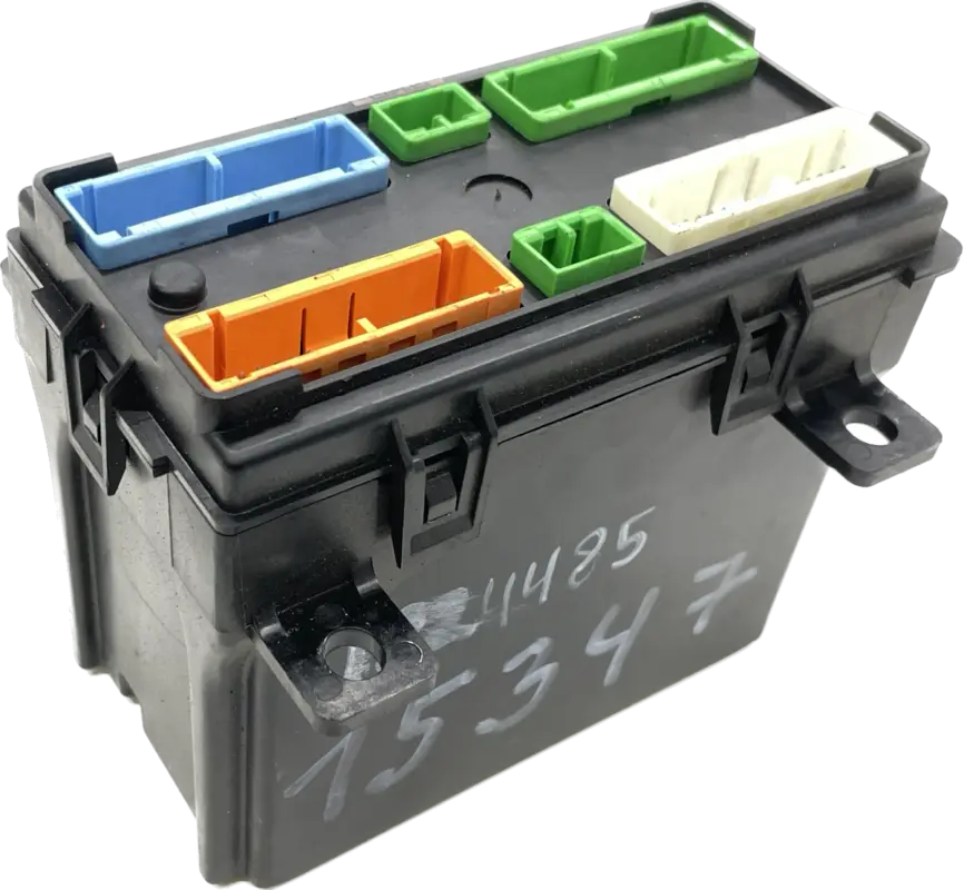 Snabb leverans 21313711 Styrblock, VECU VOLVO 20554489 20758801 21067821 21720464 85000835 85003810 85013308 20453548 20538397 B6, B7, B9, B10, B12 bus (1978-2011)