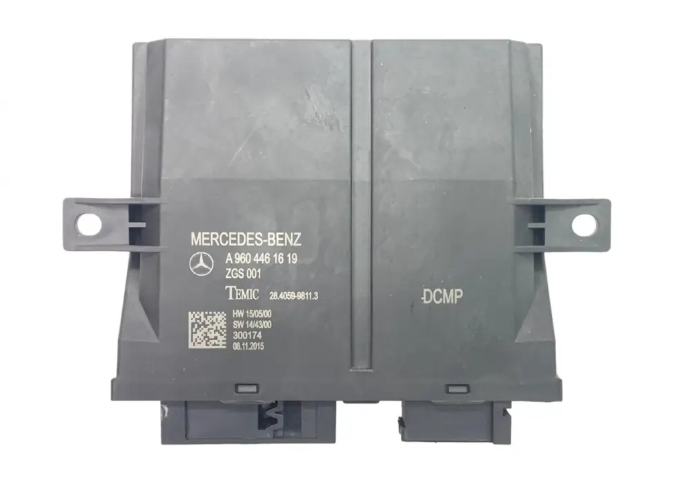 9604461819 Styrblock, dörr MERCEDES-BENZ A9604461819 A9604461619 9604461619 Antos, Arocs, Actros MP4 (2012-) TEMIC Lägg i varukorgen