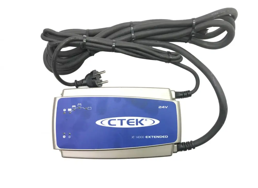 XT14000 Batteriladdare SCANIA K-Series (2016-) CTEK Handla nu