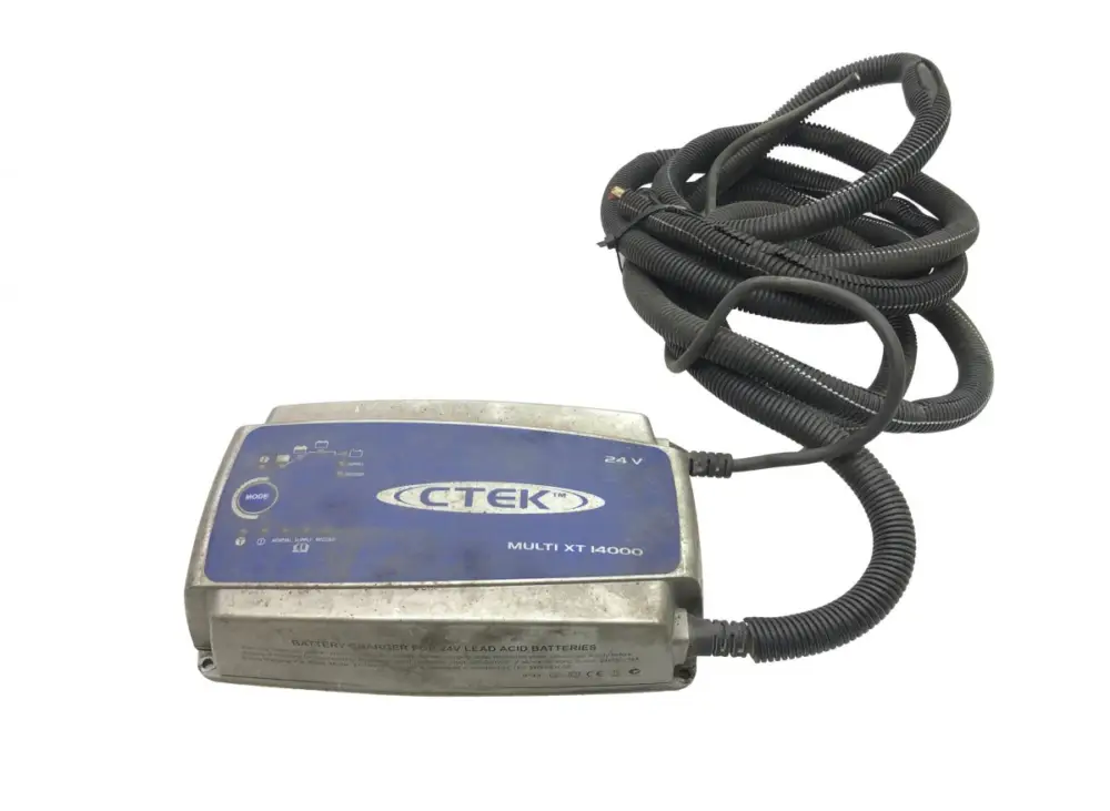 XT14000 Batteriladdare VOLVO B6, B7, B9, B10, B12 bus (1978-2011) CTEK Populär