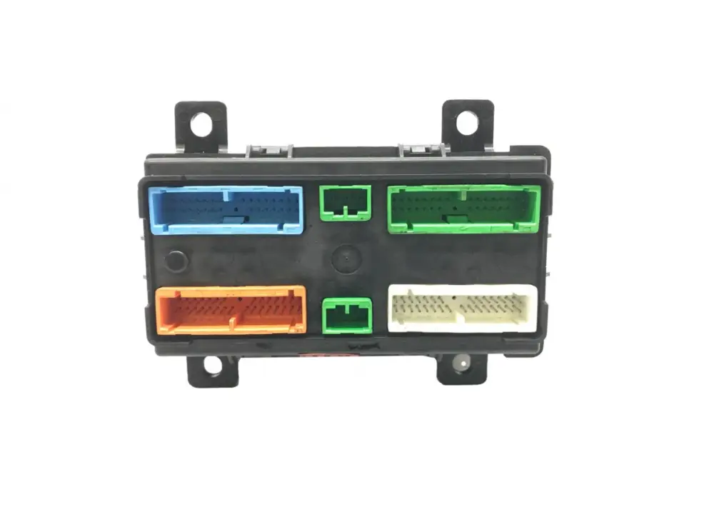 Outlet 21313711 Styrblock, VECU VOLVO 20554489 20758801 21067821 21720464 85000835 85003810 85013308 20453548 20538397 B6, B7, B9, B10, B12 bus (1978-2011)