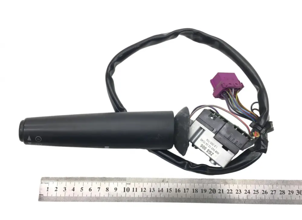 0085451224 Brytare, sluttningsbroms MERCEDES-BENZ A0085451224 Econic (1998-2014) Kundfavorit