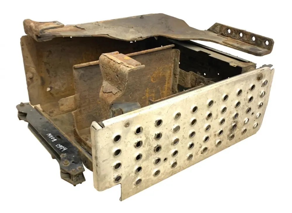 7421046415 Batterilåda RENAULT TRUCKS 5010567831 Magnum (1990-2014) RENAULT Köp nu
