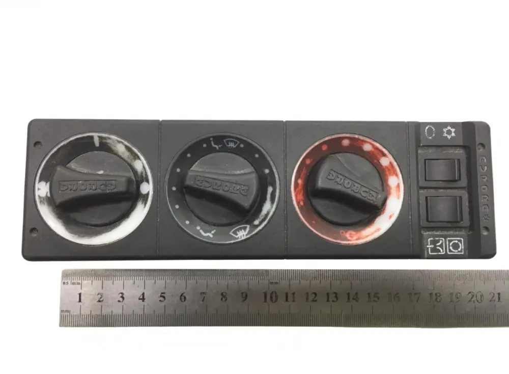 70346570 Strömbrytarpanel för värmesystem för passagerarutrymme VOLVO B6, B7, B9, B10, B12 bus (1978-2011) AVRORA Handla nu
