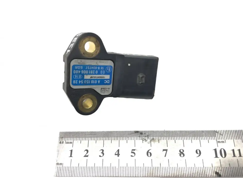 0061535628 Givare, övrigt MERCEDES-BENZ A0061535628 A0091539128 0091539128 A0101535428 0101535428 Antos, Arocs, Actros MP4 (2012-) Köp nu